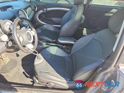 Zdjęcie 7 z 11 samochodu: 2009 MINI COOPER S VIN:WMWMF73529TW88205 - miniatura