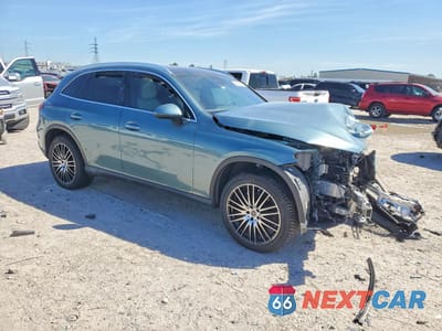 Czwarte zdjęcie samochodu z boku: 2025 MERCEDES-BENZ GLC 300 4MATIC VIN:W1NKM4HB3SF246222 - miniatura