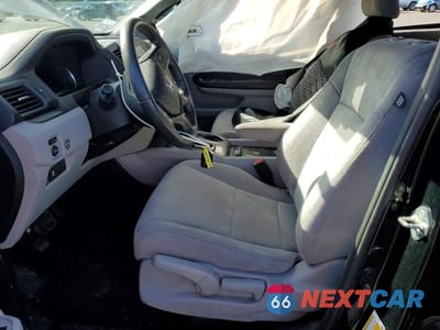 Zdjęcie 7 z 12 samochodu: 2019 HONDA PILOT LX VIN:5FNYF6H16KB043263 - miniatura