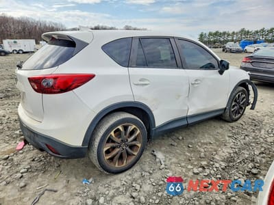 Trzecie zdjęcie samochodu z tyłu: 2016 MAZDA CX-5 GT VIN:JM3KE4DY1G0732379 - miniatura