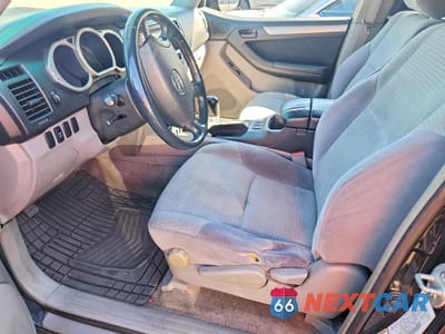 Zdjęcie 7 z 13 samochodu: 2005 TOYOTA 4RUNNER SR5 VIN:JTEBU14R458040792 - miniatura