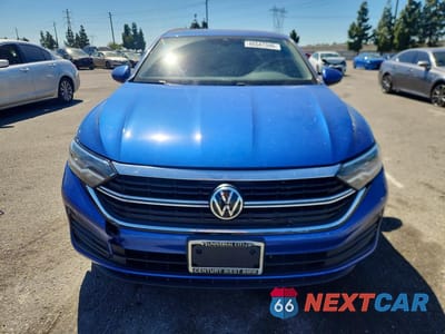 Piąte zdjęcie samochodu w środku: 2022 VOLKSWAGEN JETTA SE VIN:3VWEM7BUXNM009101 - miniatura