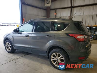Drugie zdjęcie samochodu z przodu: 2018 FORD ESCAPE SE VIN:1FMCU9GD2JUC46987 - miniatura