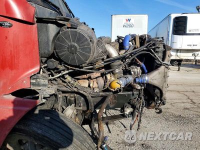 Zdjęcie 7 z 10 samochodu: 2000 FREIGHTLINER CONVENTIONAL SEMI TRUCK VIN:1FUYSWEB6YLF80466 - miniatura