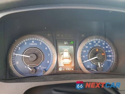 Zdjęcie 9 z 14 samochodu: 2019 TOYOTA SIENNA VIN:5TDYZ3DC6KS988173 - miniatura