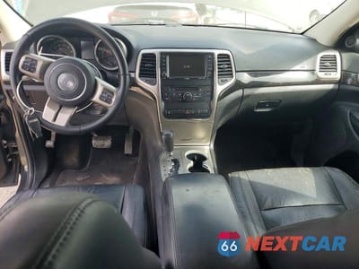 Zdjęcie 8 z 12 samochodu: 2012 JEEP GRAND CHEROKEE LAREDO VIN:1C4RJFAG4CC333680 - miniatura