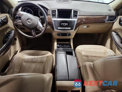Zdjęcie 8 z 12 samochodu: 2014 MERCEDES-BENZ GL 450 4MATIC VIN:4JGDF7CE3EA309877 - miniatura