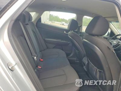 Zdjęcie 10 z 12 samochodu: 2018 KIA OPTIMA LX VIN:5XXGT4L36JG229009 - miniatura
