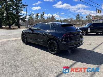 Trzecie zdjęcie samochodu z tyłu: 2019 AUDI Q8 PRESTIGE S-LINE VIN:WA1FVAF16KD036914 - miniatura