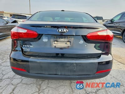 Zdjęcie 6 z 11 samochodu: 2015 KIA FORTE LX VIN:KNAFK4A61F5364287 - miniatura