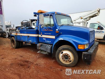 Czwarte zdjęcie samochodu z boku: 1996 INTERNATIONAL 4700 TOW TRUCK VIN:1HTSCAAM5TH326568 - miniatura