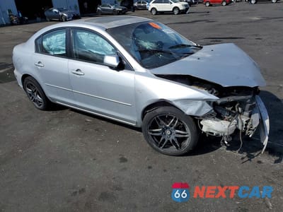 Czwarte zdjęcie samochodu z boku: 2009 MAZDA 3 I VIN:JM1BK32G591233037 - miniatura