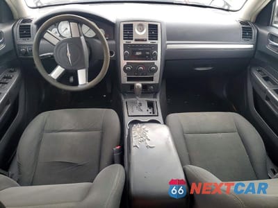 Zdjęcie 8 z 11 samochodu: 2009 CHRYSLER 300 LX VIN:2C3KA43D89H516941 - miniatura