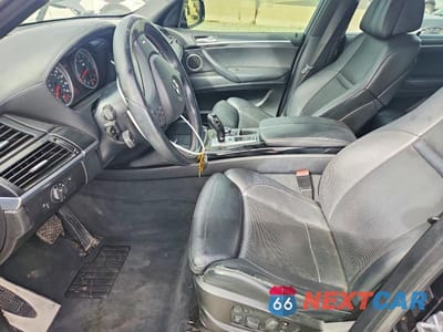 Zdjęcie 7 z 12 samochodu: 2013 BMW X5 M VIN:5YMGY0C51D0C12016 - miniatura