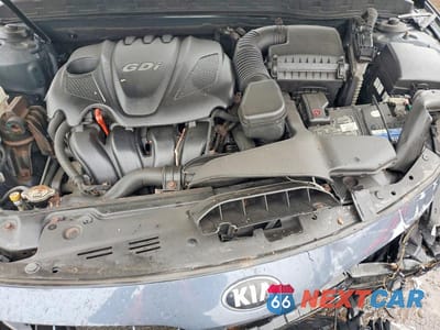 Zdjęcie 11 z 12 samochodu: 2015 KIA OPTIMA LX VIN:KNAGM4A79F5580041 - miniatura