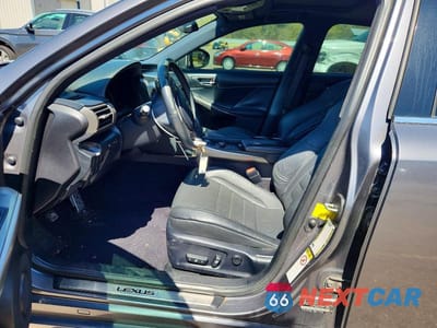 Zdjęcie 7 z 11 samochodu: 2014 LEXUS IS 250 BASE VIN:JTHBF1D22E5015746 - miniatura