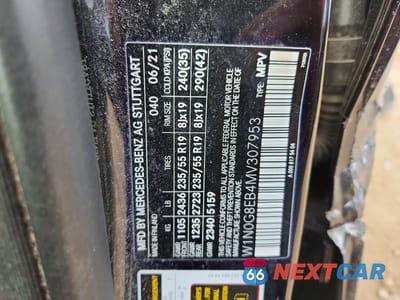 Zdjęcie 12 z 12 samochodu: 2021 MERCEDES-BENZ GLC 300 4MATIC VIN:W1N0G8EB4MV307953 - miniatura