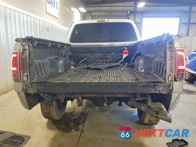 Zdjęcie 6 z 12 samochodu: 2013 FORD F350 SUPER DUTY VIN:1FT8W3BT0DEA80273 - miniatura