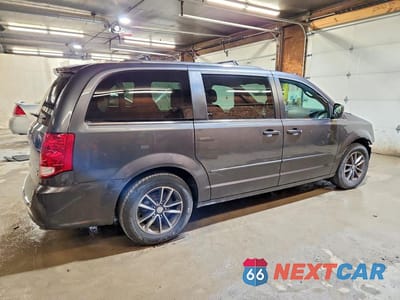 Trzecie zdjęcie samochodu z tyłu: 2017 DODGE GRAND CARAVAN SXT VIN:2C4RDGCGXHR602421 - miniatura