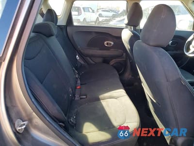 Zdjęcie 10 z 12 samochodu: 2014 KIA SOUL BASE VIN:KNDJN2A22E7062581 - miniatura