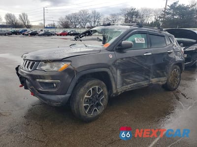 2019 JEEP COMPASS TRAILHAWK 3C4NJDDB9KT825577 - główne zdjęcie licytacji z USA - miniatura