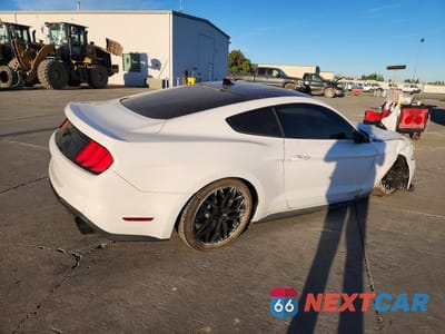 Trzecie zdjęcie samochodu z tyłu: 2022 FORD MUSTANG VIN:1FA6P8TH7N5144828 - miniatura