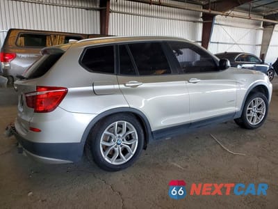 Trzecie zdjęcie samochodu z tyłu: 2011 BMW X3 XDRIVE35I VIN:5UXWX7C57BL734043 - miniatura
