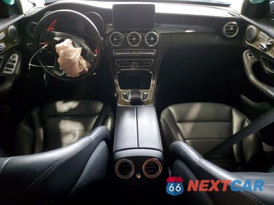 Zdjęcie 8 z 12 samochodu: 2015 MERCEDES-BENZ C 300 4MATIC VIN:55SWF4KB5FU030246 - miniatura