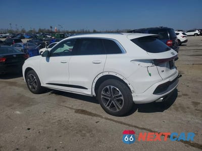 Drugie zdjęcie samochodu z przodu: 2025 AUDI Q5 PREMIUM VIN:WA11AAGU0S2069806 - miniatura