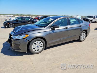 2019 FORD FUSION S 3FA6P0G7XKR268541 - główne zdjęcie licytacji z USA - miniatura