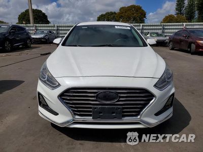 Piąte zdjęcie samochodu w środku: 2019 HYUNDAI SONATA SE VIN:5NPE24AF6KH739146 - miniatura
