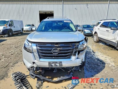 Piąte zdjęcie samochodu w środku: 2024 NISSAN PATHFINDER SL VIN:5N1DR3CCXRC215746 - miniatura