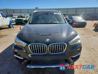 Piąte zdjęcie samochodu w środku: 2018 BMW X1 XDRIVE28I VIN:WBXHT3C3XJ5L27966 - miniatura