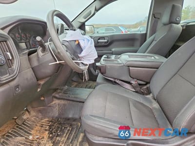 Zdjęcie 7 z 12 samochodu: 2019 CHEVROLET SILVERADO C1500 VIN:3GCNWAEF8KG261981 - miniatura