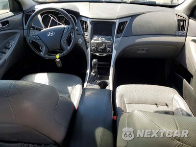 Zdjęcie 8 z 11 samochodu: 2012 HYUNDAI SONATA HYBRID BASE VIN:KMHEC4A42CA061642 - miniatura
