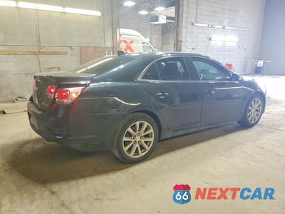 Trzecie zdjęcie samochodu z tyłu: 2015 CHEVROLET MALIBU 2LT VIN:1G11D5SL4FF306226 - miniatura