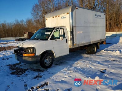 2005 GMC SAVANA BOX TRUCK 1GDJG31U151161733 - główne zdjęcie licytacji z USA - miniatura