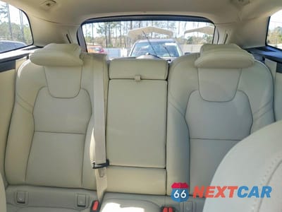 Zdjęcie 10 z 13 samochodu: 2024 VOLVO XC60 PLUS VIN:YV4L12RL9R1919390 - miniatura