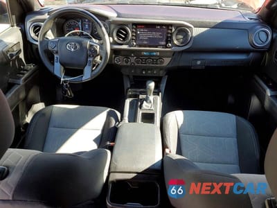 Zdjęcie 8 z 12 samochodu: 2023 TOYOTA TACOMA TRD OFF-ROAD VIN:3TMCZ5AN8PM584245 - miniatura