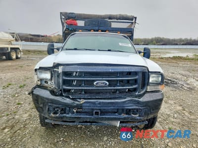 Piąte zdjęcie samochodu w środku: 2003 FORD F550 SUPER DUTY VIN:1FDAF56PX3EB92745 - miniatura