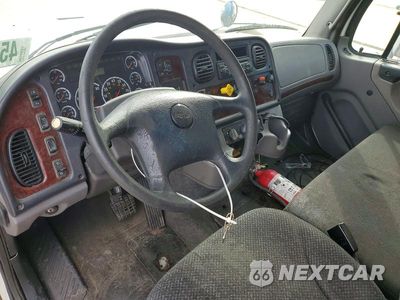 Zdjęcie 8 z 12 samochodu: 2012 FREIGHTLINER BUSINESS CLASS M2 BOX TRUCK VIN:1FVAC4DX0CHBS3904 - miniatura