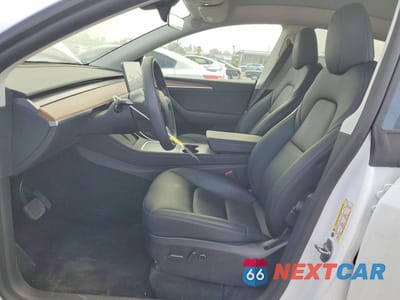 Zdjęcie 7 z 13 samochodu: 2025 TESLA MODEL Y VIN:7SAYGDED8SF270764 - miniatura