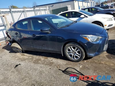 Czwarte zdjęcie samochodu z boku: 2016 TOYOTA SCION IA VIN:3MYDLBZV0GY125973 - miniatura