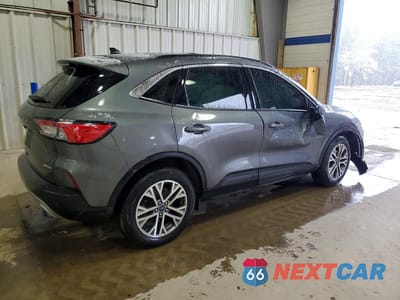 Trzecie zdjęcie samochodu z tyłu: 2022 FORD ESCAPE SEL VIN:1FMCU9H6XNUB37196 - miniatura