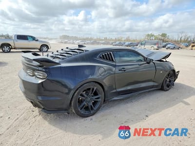 Trzecie zdjęcie samochodu z tyłu: 2020 CHEVROLET CAMARO LS VIN:1G1FB1RS6L0113107 - miniatura