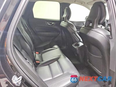 Zdjęcie 11 z 12 samochodu: 2019 VOLVO XC60 T5 VIN:LYV102RK9KB184770 - miniatura