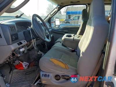 Zdjęcie 7 z 12 samochodu: 2003 FORD F350 SRW SUPER DUTY VIN:3FTSX31L03MB47015 - miniatura
