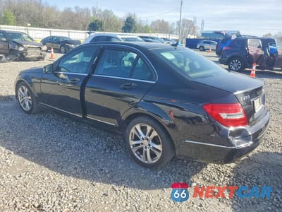 Drugie zdjęcie samochodu z przodu: 2013 MERCEDES-BENZ C 250 VIN:WDDGF4HB1DR259209 - miniatura