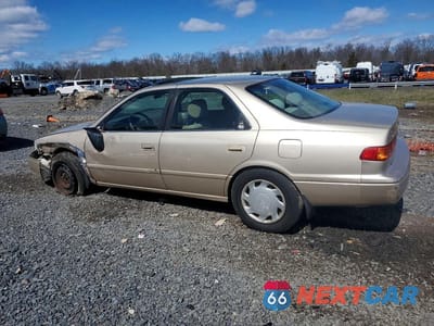 Drugie zdjęcie samochodu z przodu: 2000 TOYOTA CAMRY LE VIN:JT2BG22K3Y0523872 - miniatura