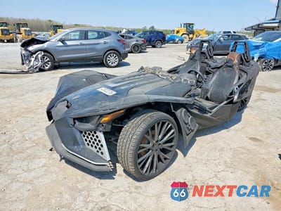 2019 POLARIS SLINGSHOT SL 57XAAPFA0K8135663 - główne zdjęcie licytacji z USA - miniatura